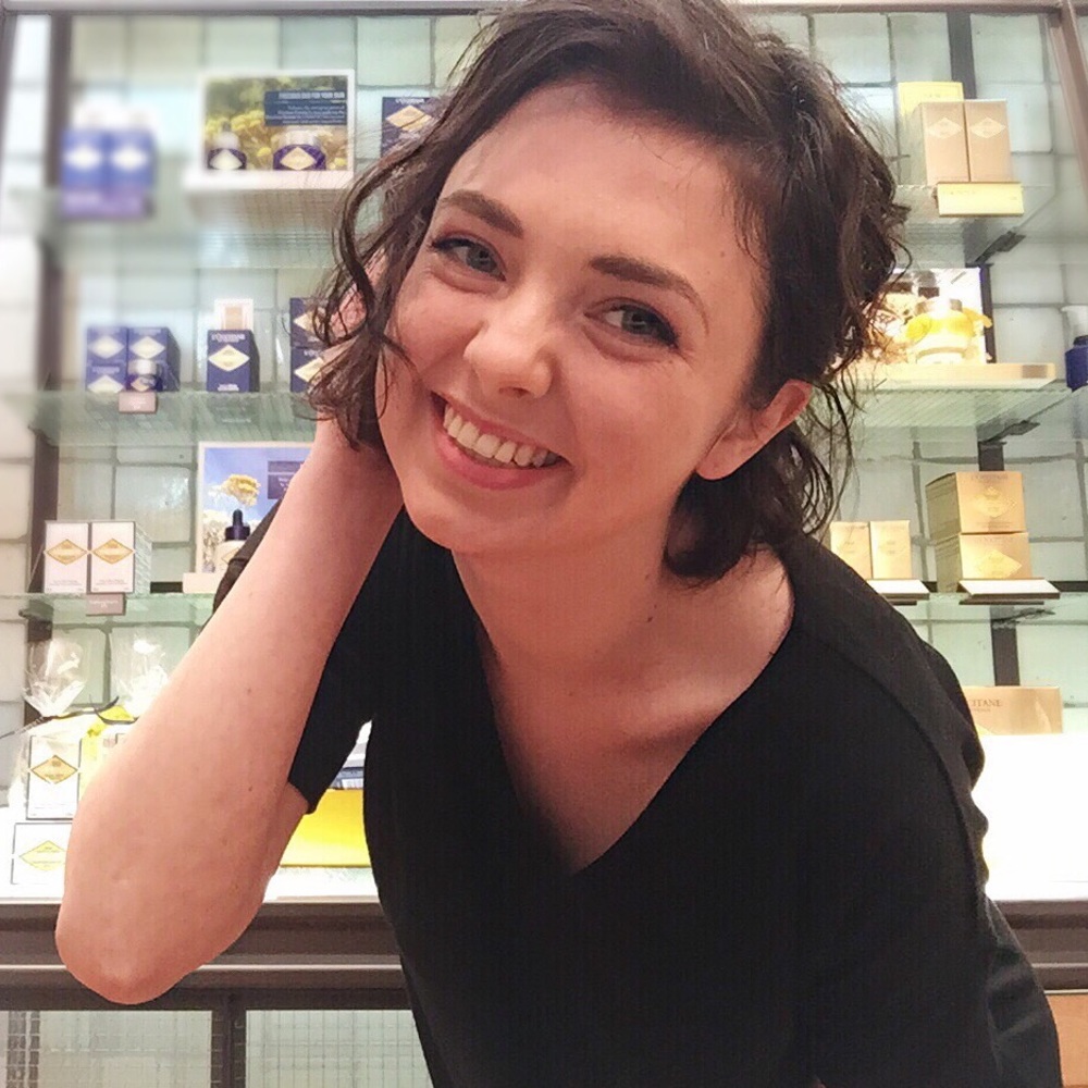Meet your Posher, Emily